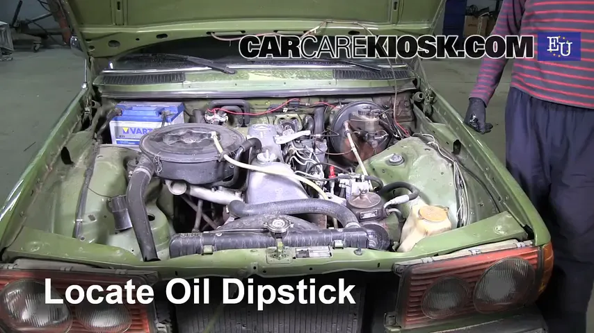 1983 Mercedes-Benz 200D 2.0L 4 Cyl. Diesel Oil Check Oil Level